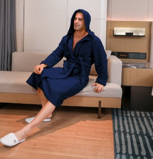 Conjunto de bata de terciopelo de fibra para hombre 
