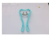 Masajeador de cuello manual multifuncional de seis ruedas con rodillos de masaje para aliviar el dolor.