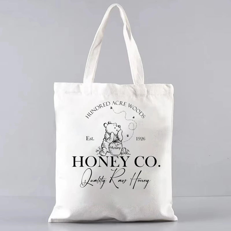 Cute Winnie The Pooh Women's Casual tote bag Disney reusable shopping bag Women's travel portable tote bag Winnie the Pooh tote